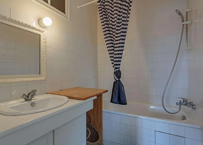 Apartmán Appartement Lumineux 3Etoiles, Quartier Calme, Proche Commerces Et Plage - Fr-1-3-601 *